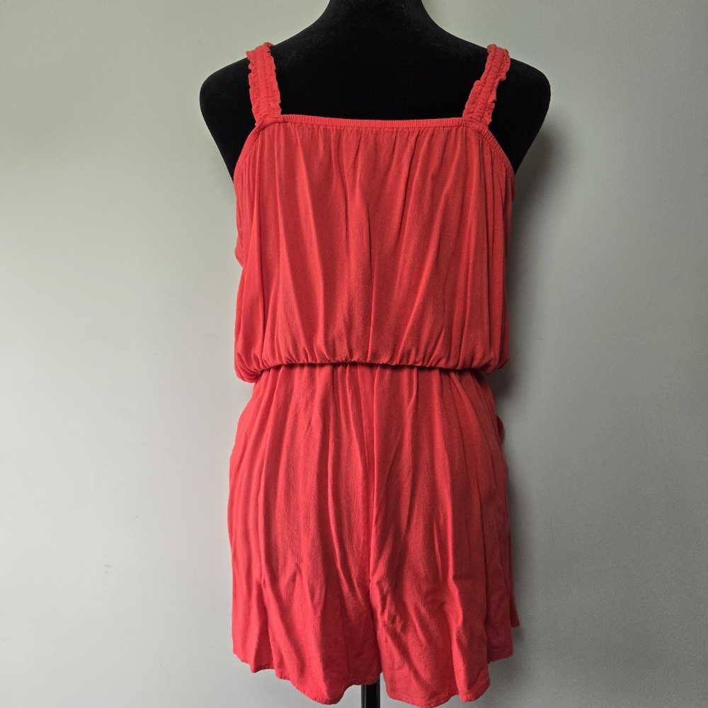 Express 100% Rayon Romper Jumpsuit Shorts Women's Size Medium - Picture 2 of 15